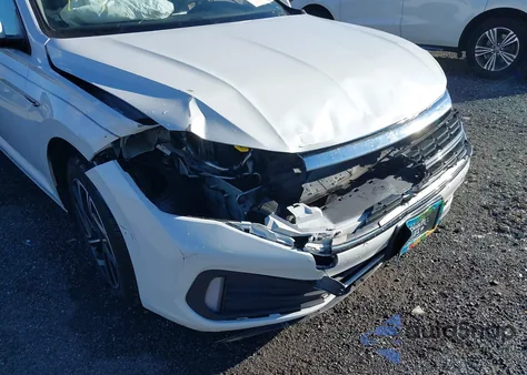 2024 Volkswagen Jetta 1.5T Sel z USA, uszkodzony, nr VIN 3VWGM7BU7RM007739